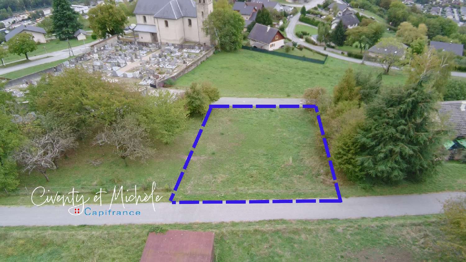 for sale terrain Aiton Savoie 2