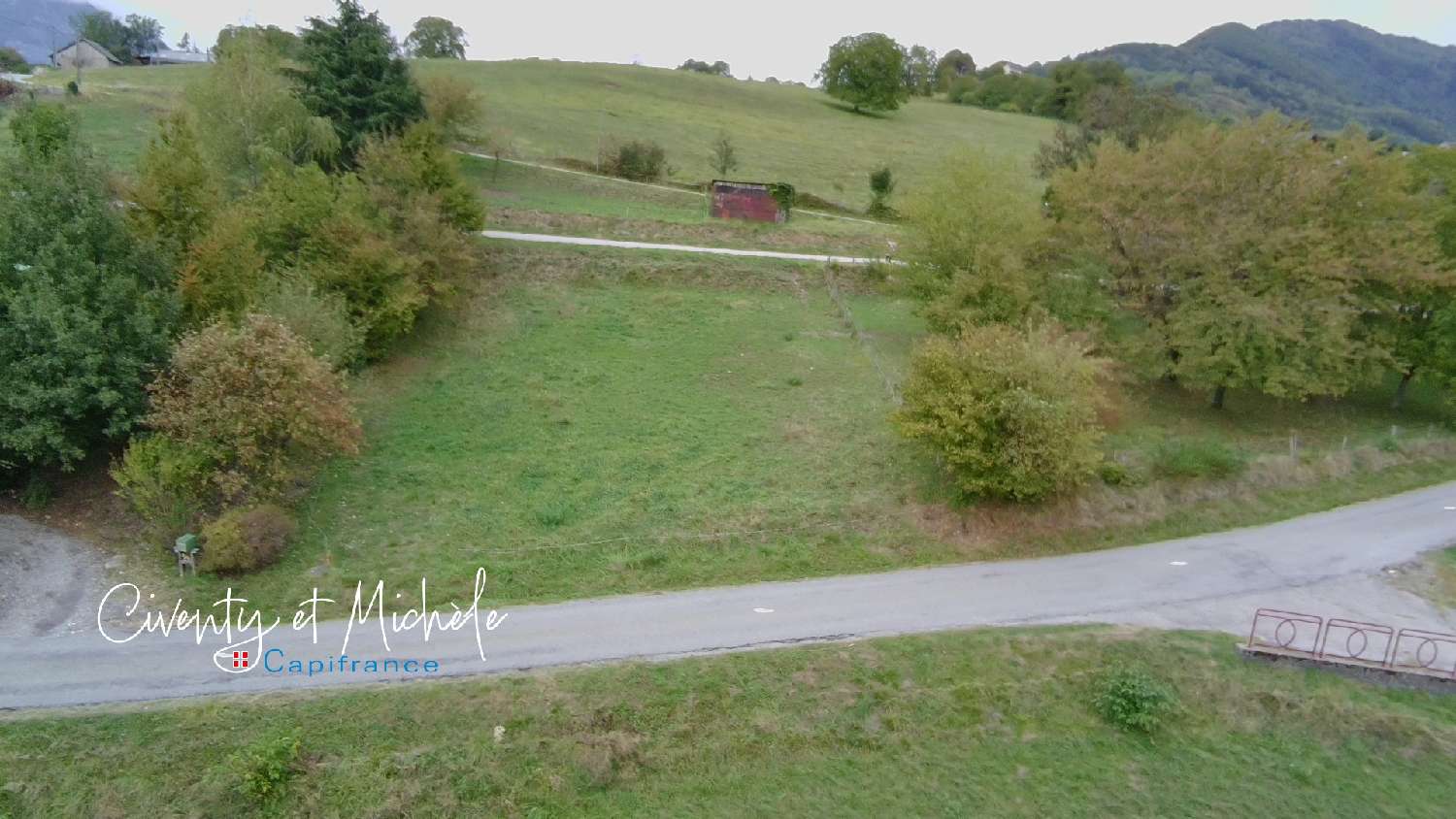 for sale terrain Aiton Savoie 6