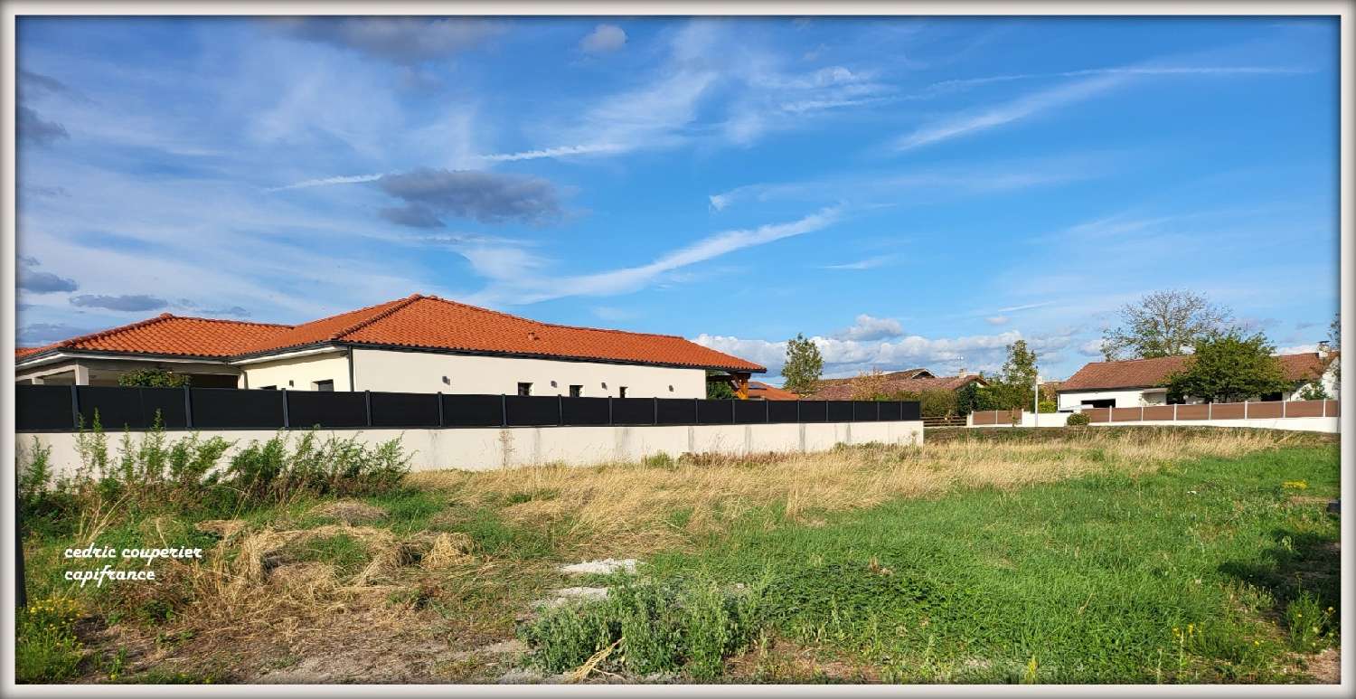  à vendre terrain Lezoux Puy-de-Dôme 1