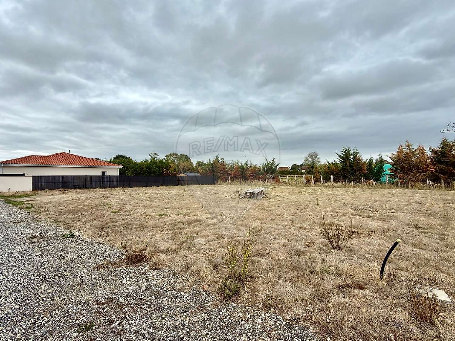  for sale terrain Yzeure Allier 1