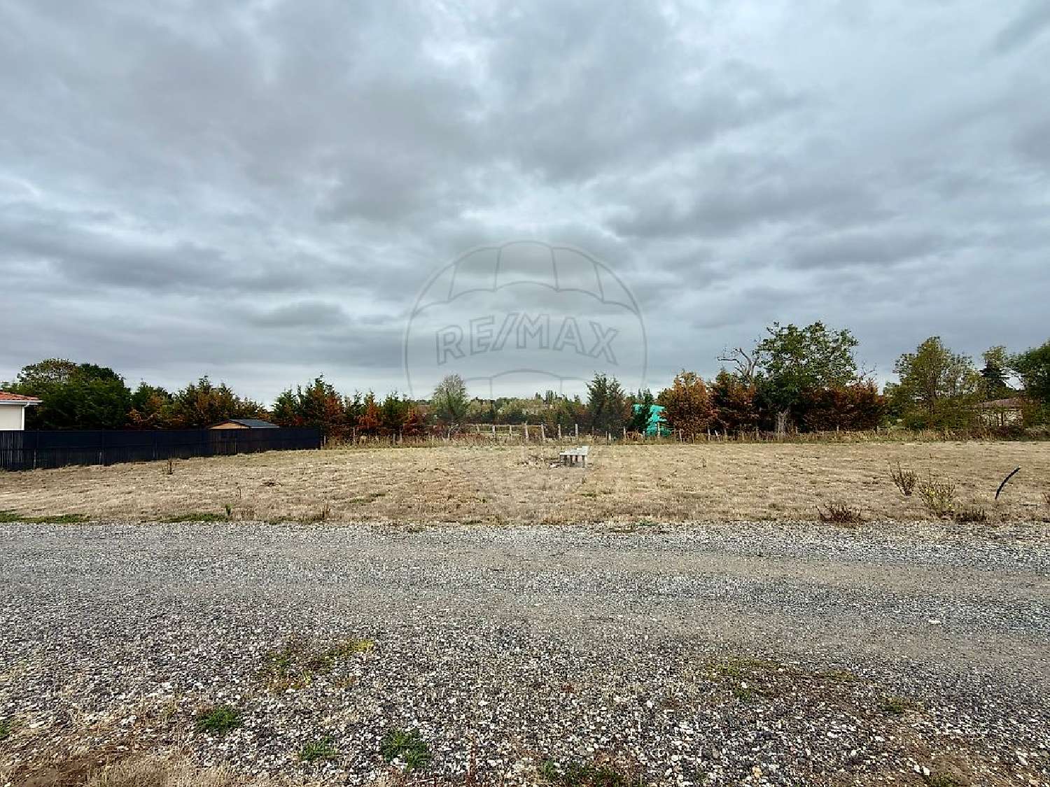  for sale terrain Yzeure Allier 2