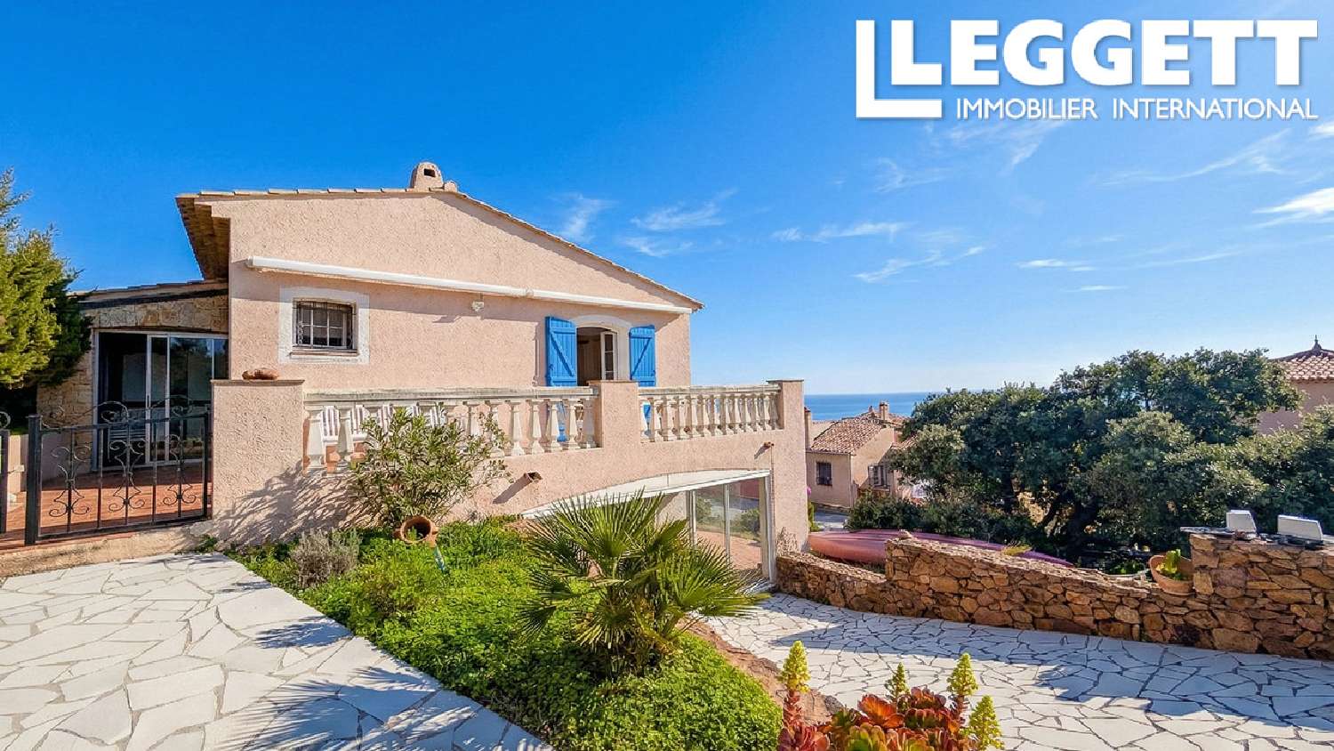 en venta villa Anthéor Var 8