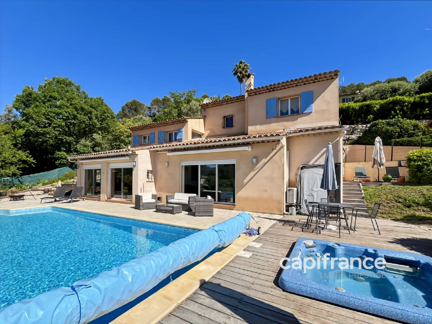  for sale villa Bagnols-en-Forêt Var 2