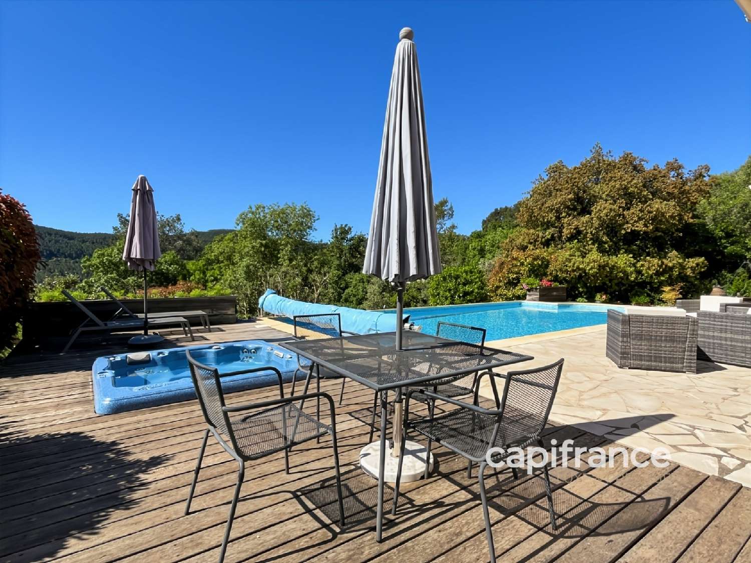  for sale villa Bagnols-en-Forêt Var 5