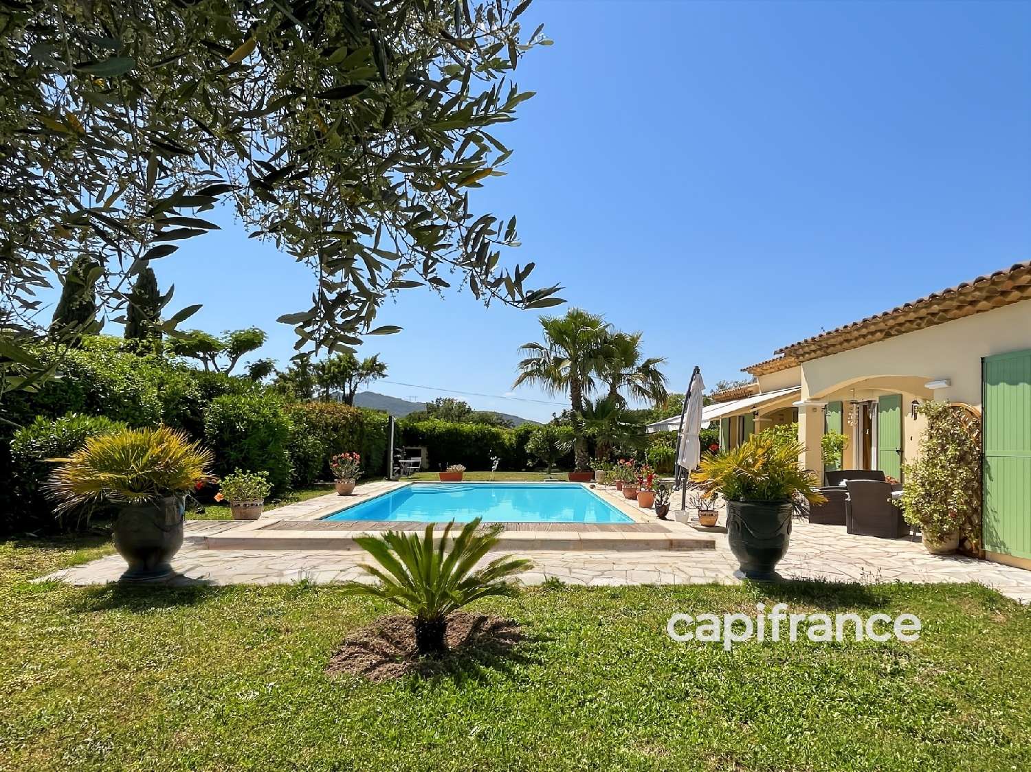 for sale villa Bagnols-en-Forêt Var 4