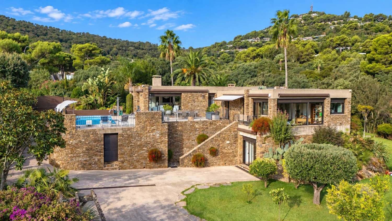 for sale villa Bormes-les-Mimosas Var 2