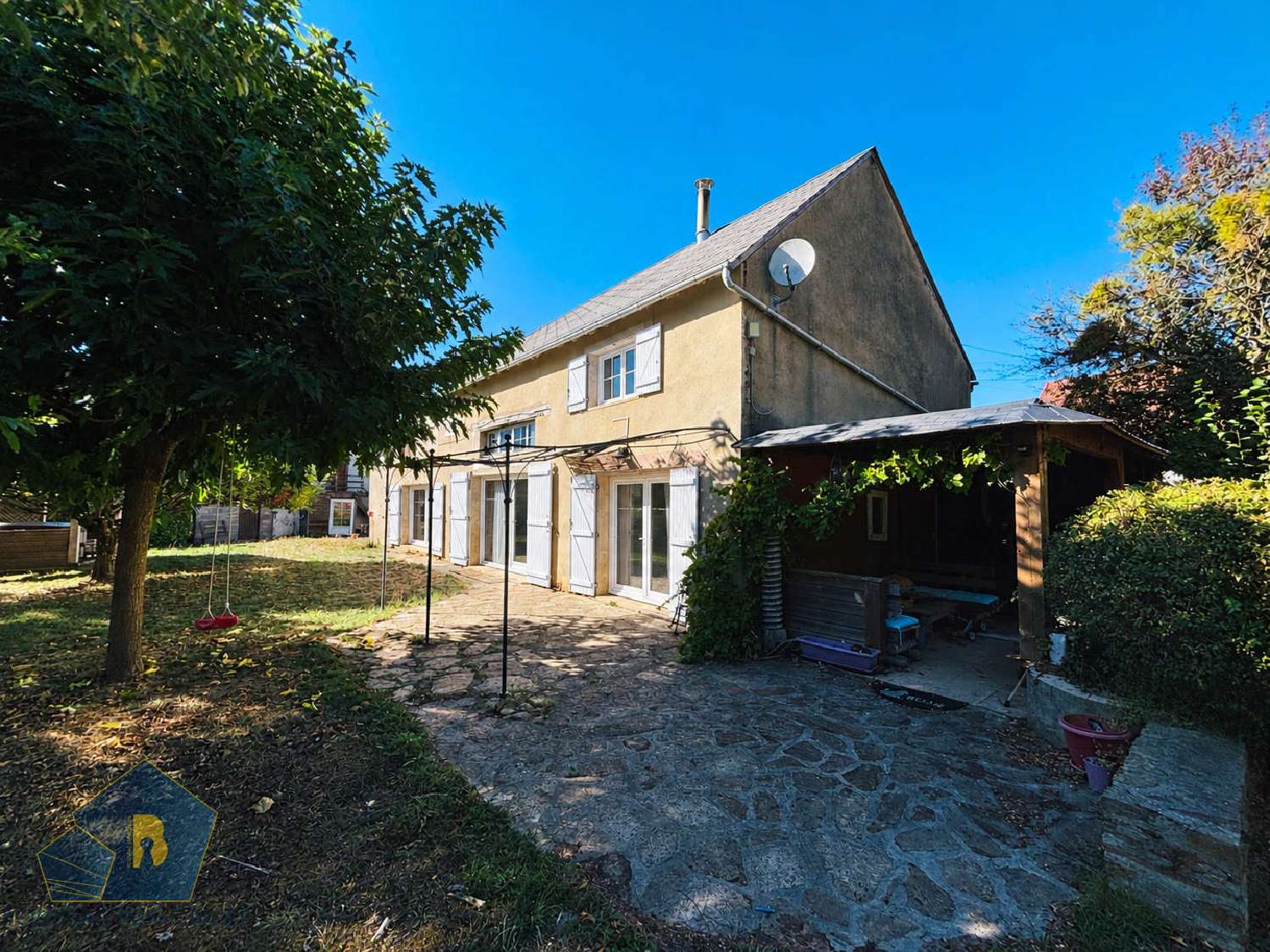 à vendre villa Bussière-Saint-Georges Creuse 1