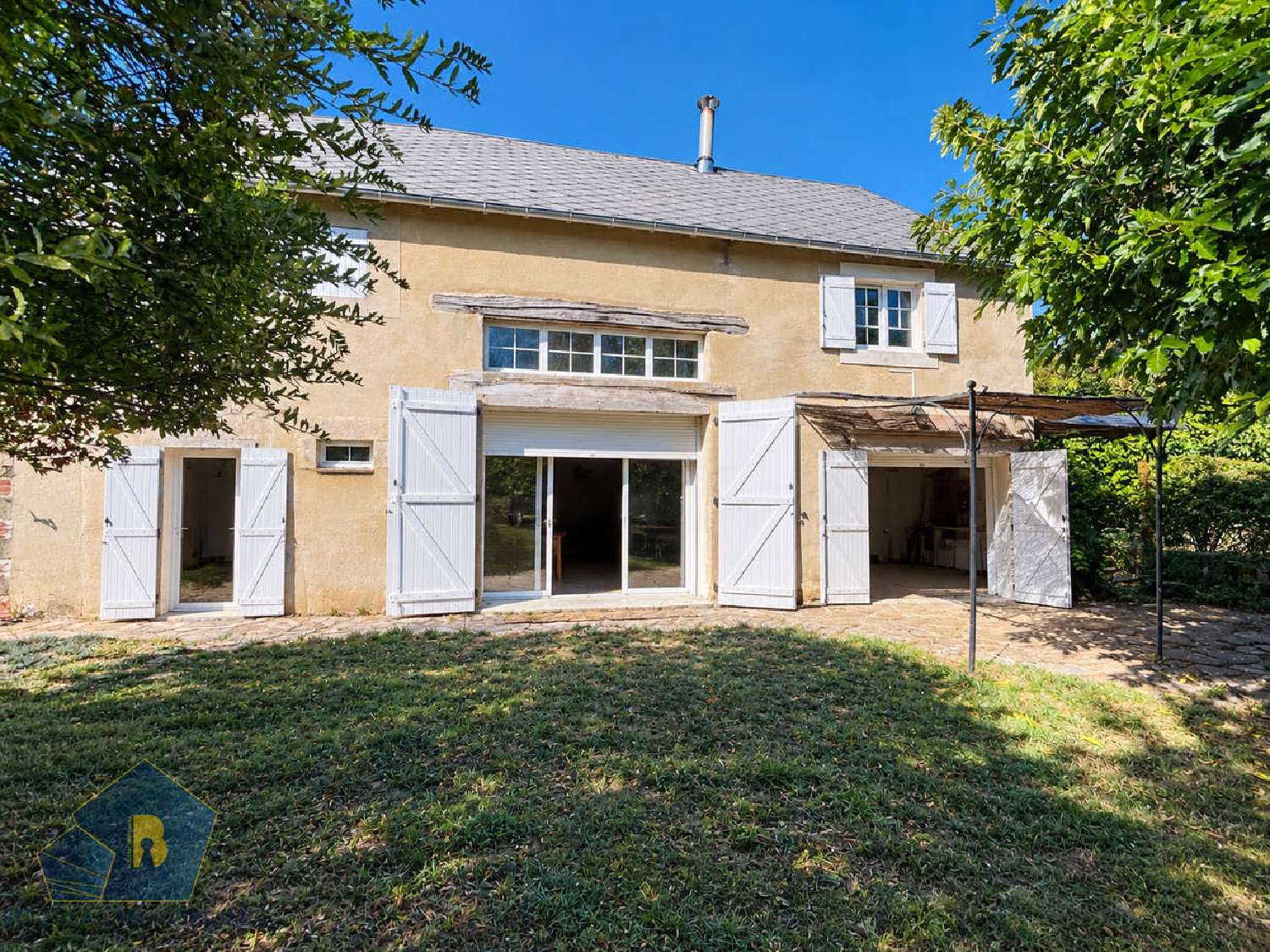 à vendre villa Bussière-Saint-Georges Creuse 2