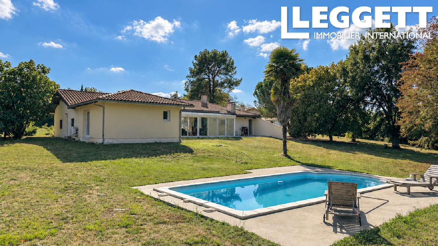  te koop villa Castelnau-d'Auzan Gers 1