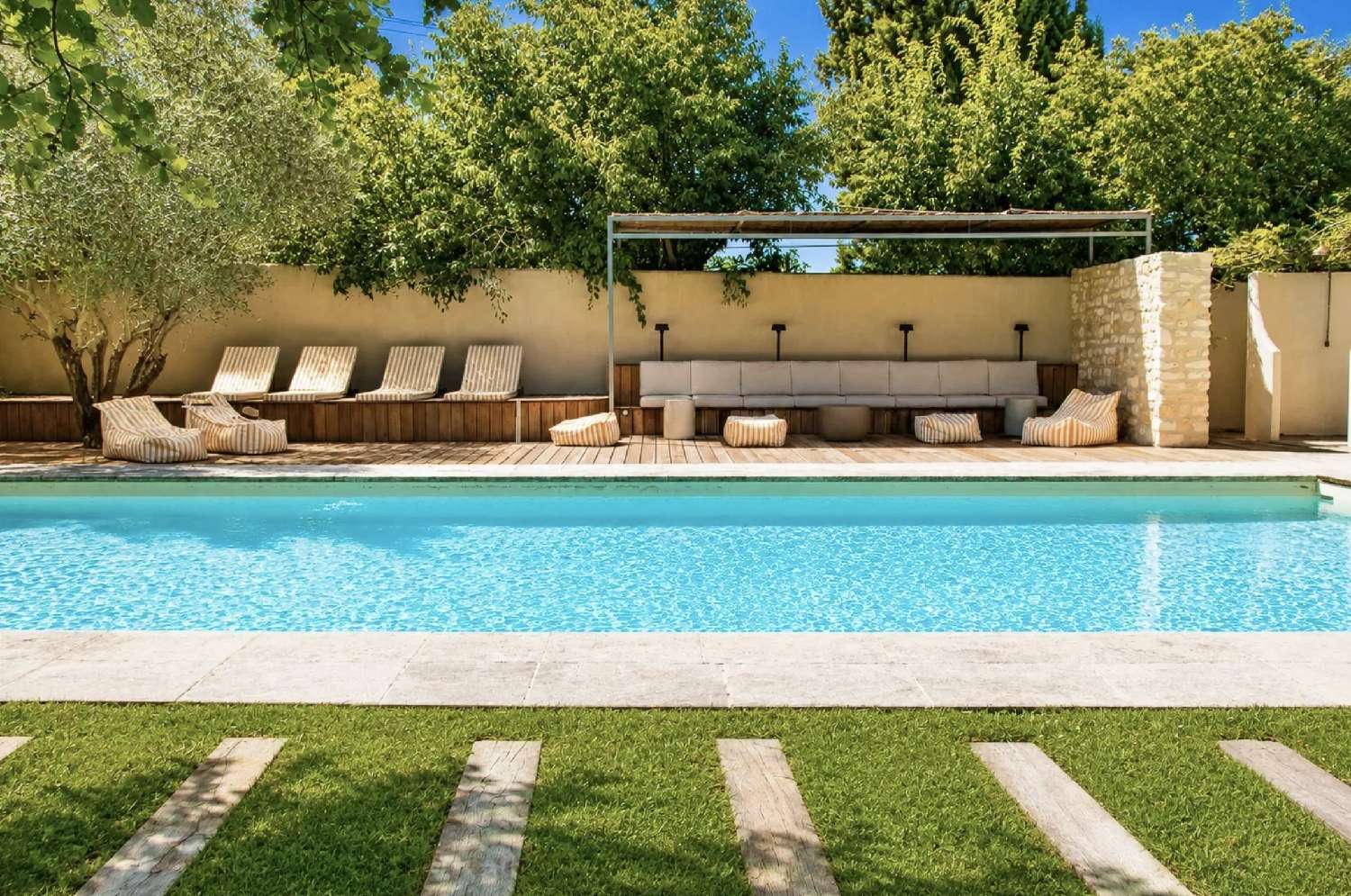 à vendre villa Eygalières Bouches-du-Rhône 3