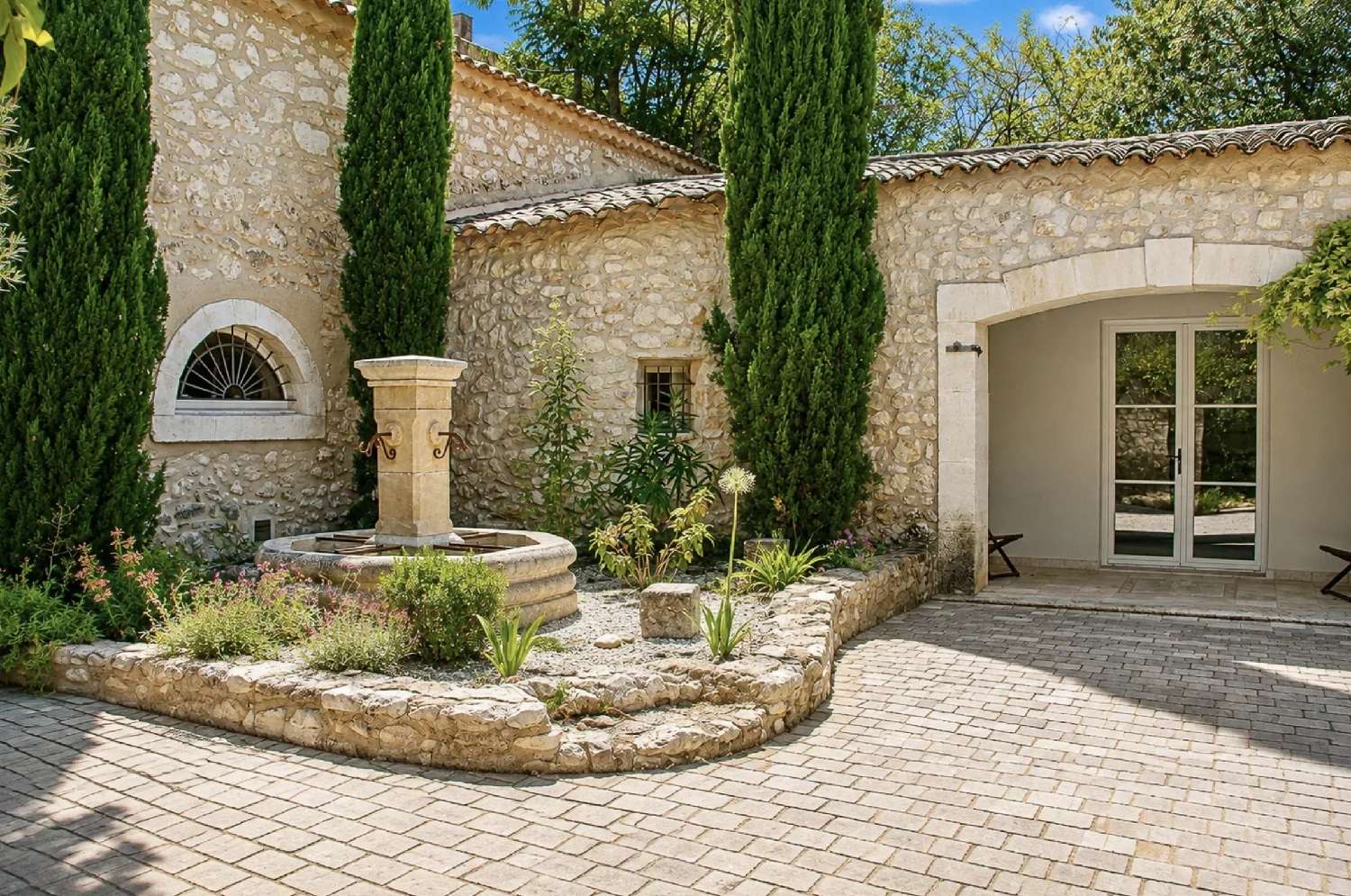 à vendre villa Eygalières Bouches-du-Rhône 4