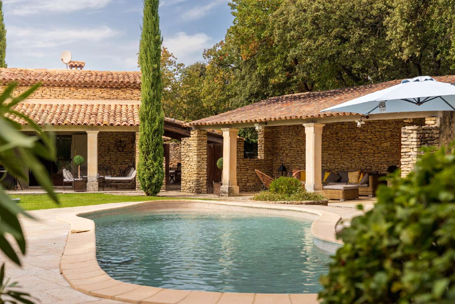 à vendre villa Gordes Vaucluse 3