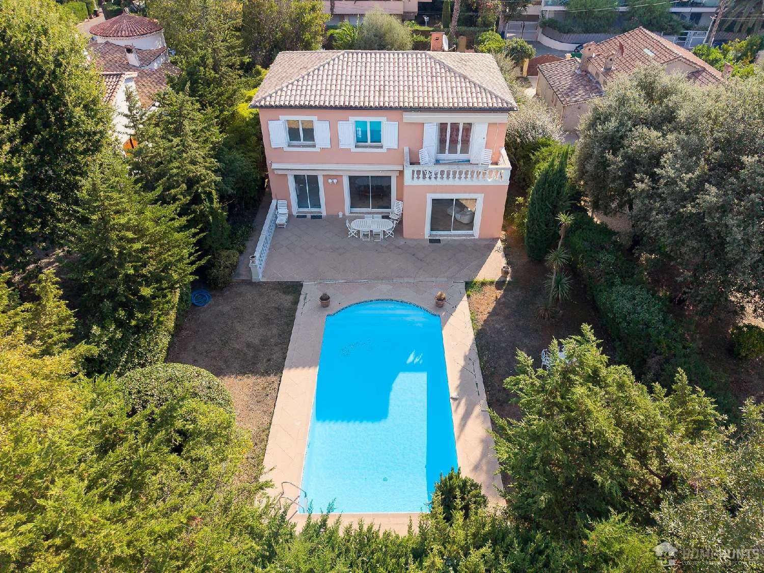 à vendre villa Juan-les-Pins Alpes-Maritimes 3