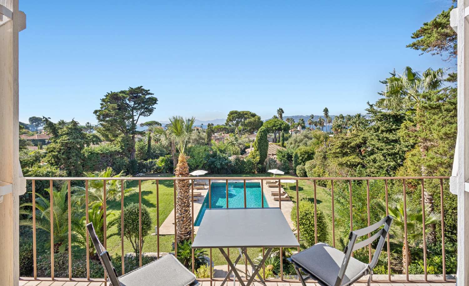  for sale villa Juan-les-Pins Alpes-Maritimes 5