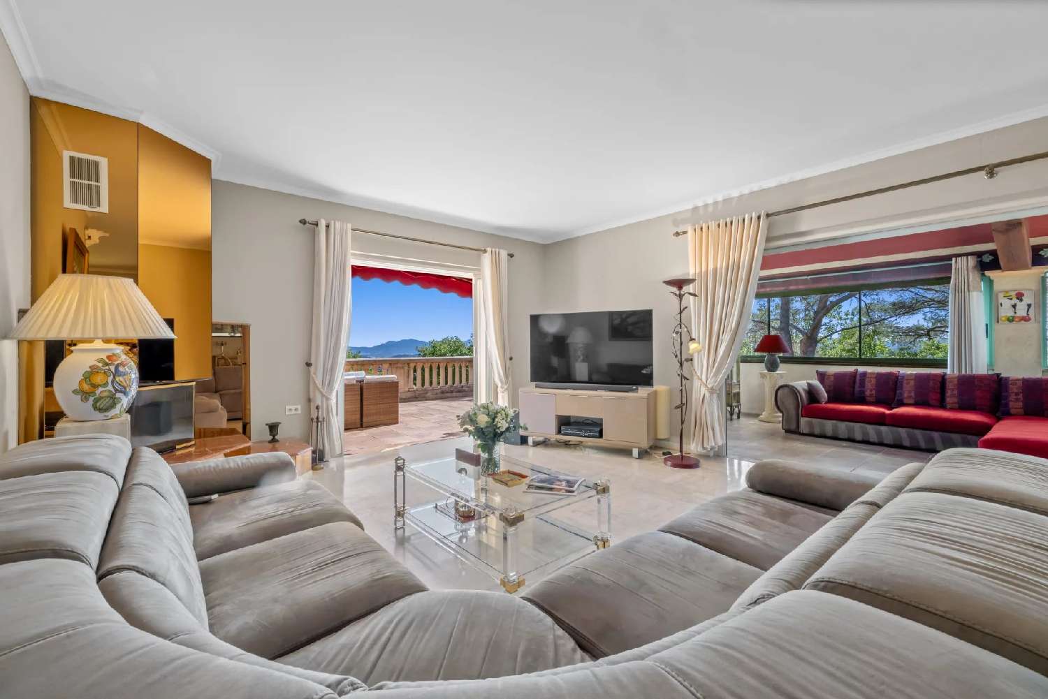 for sale villa Mouans-Sartoux Alpes-Maritimes 2