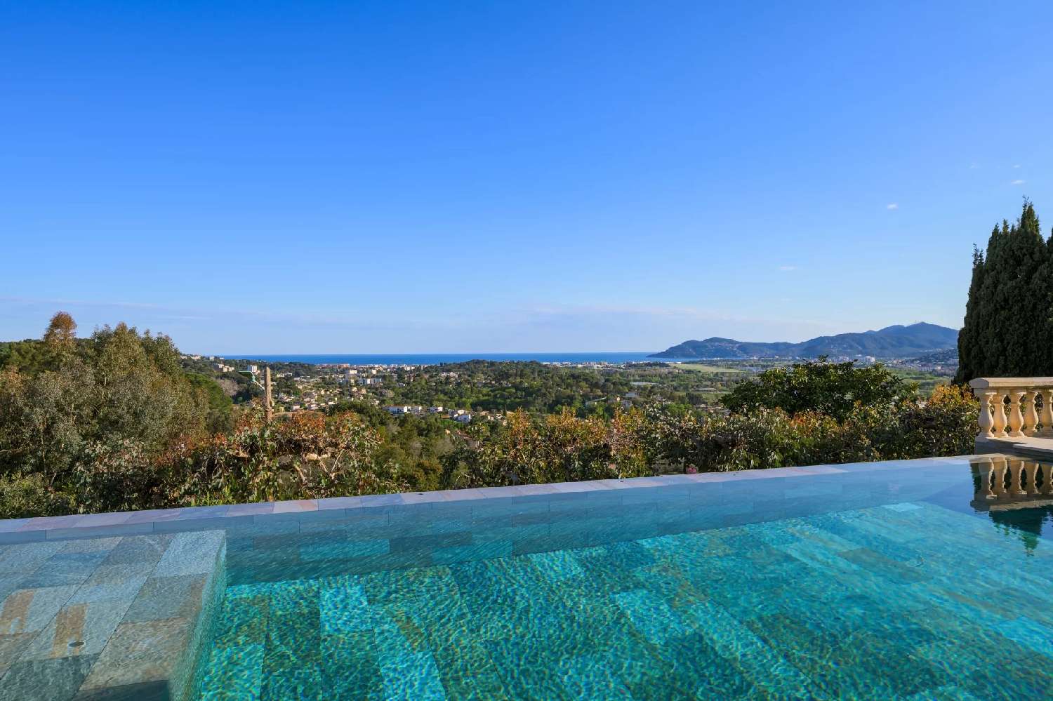  for sale villa Mougins Alpes-Maritimes 1