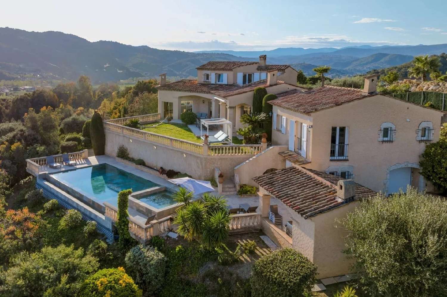  for sale villa Mougins Alpes-Maritimes 2