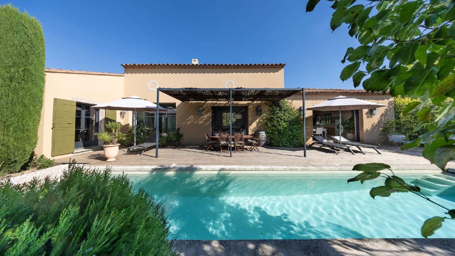 for sale villa Paradou Bouches-du-Rhône 3