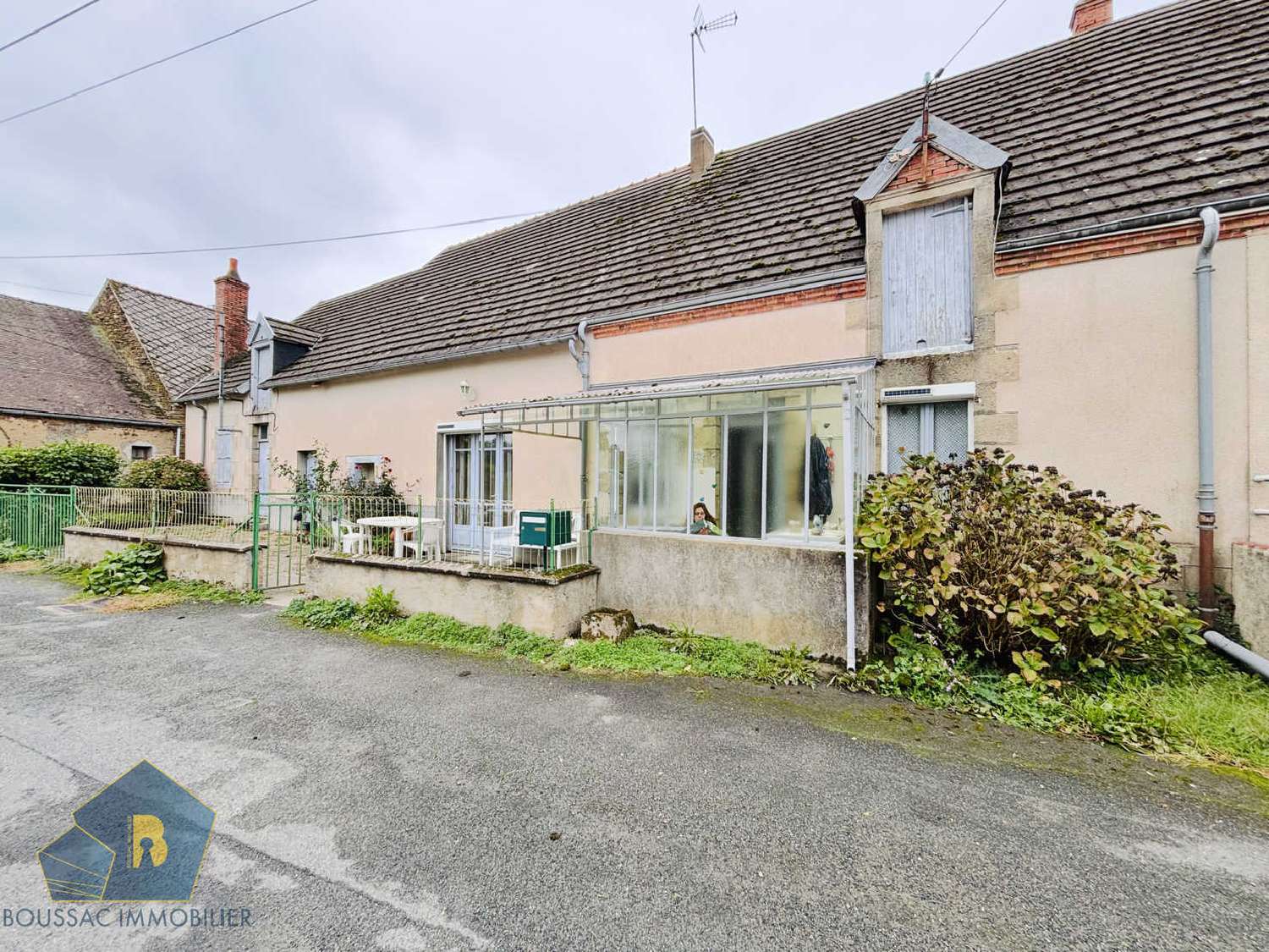  for sale villa Pérassay Indre 1