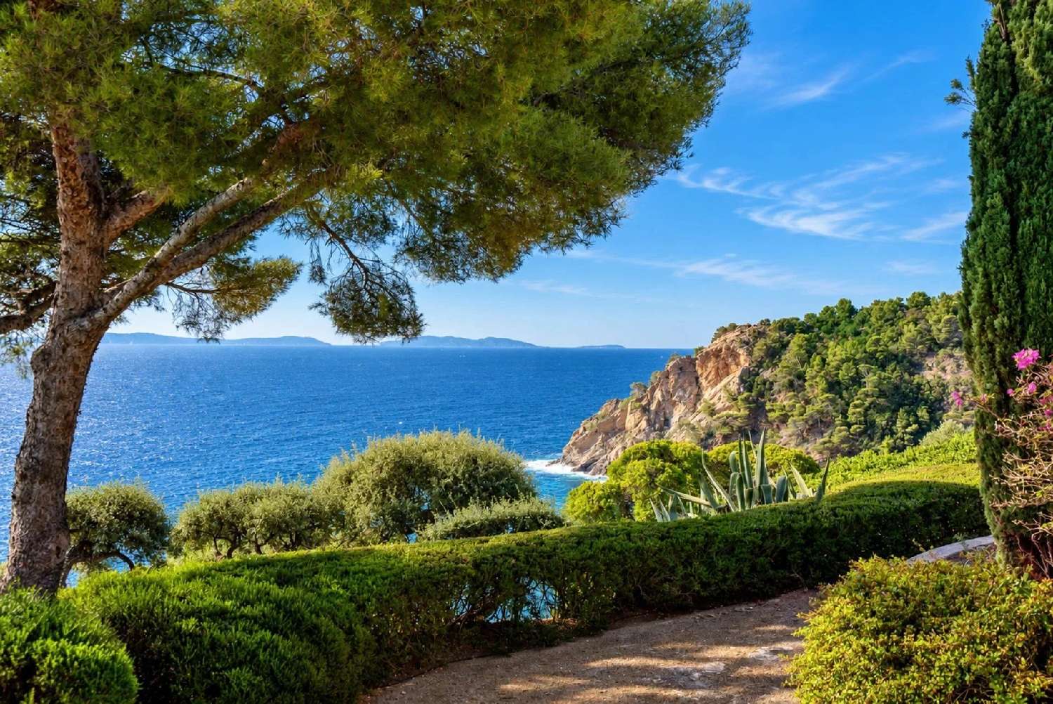 for sale villa Rayol-Canadel-sur-Mer Var 3