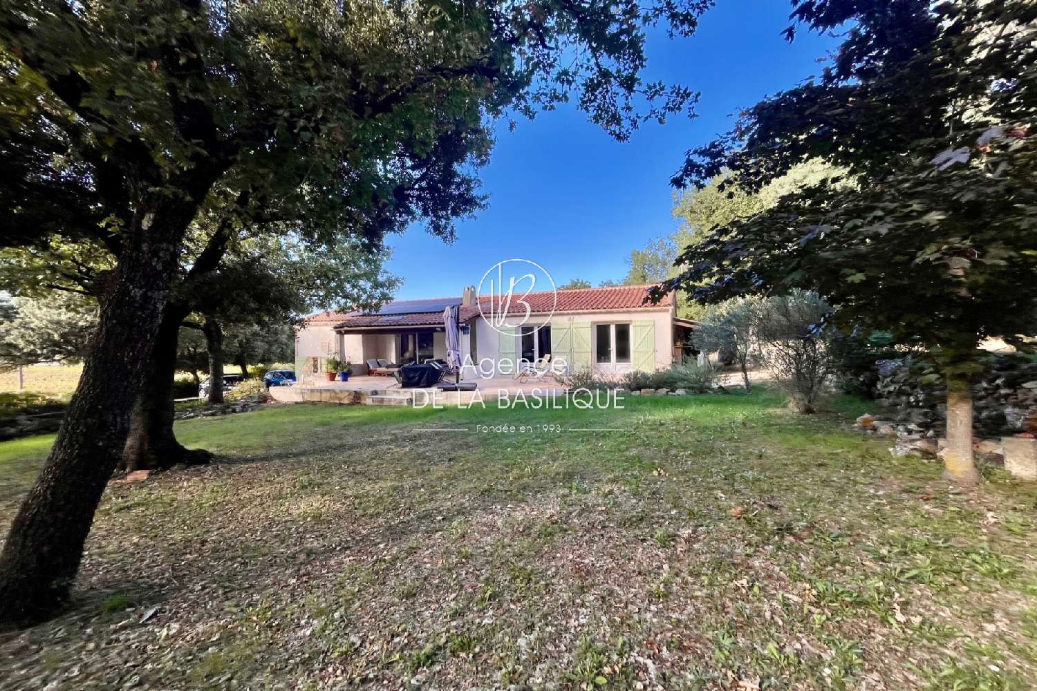 for sale villa Saint-Maximin-la-Sainte-Baume Var 1