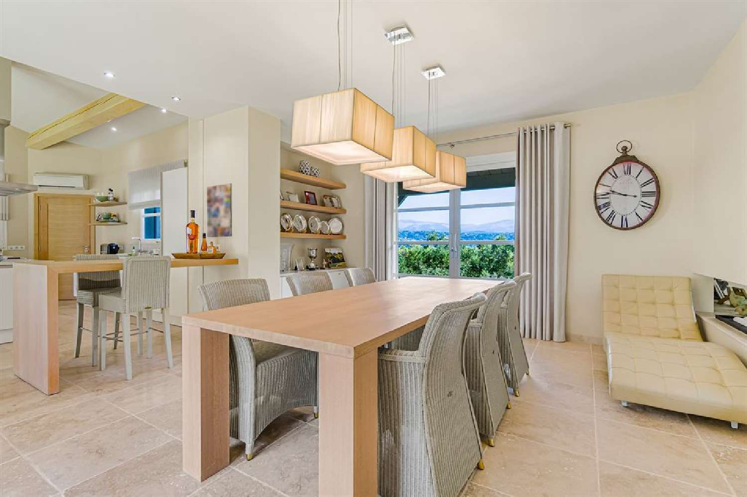 à vendre villa Saint-Paul-en-Forêt Var 7