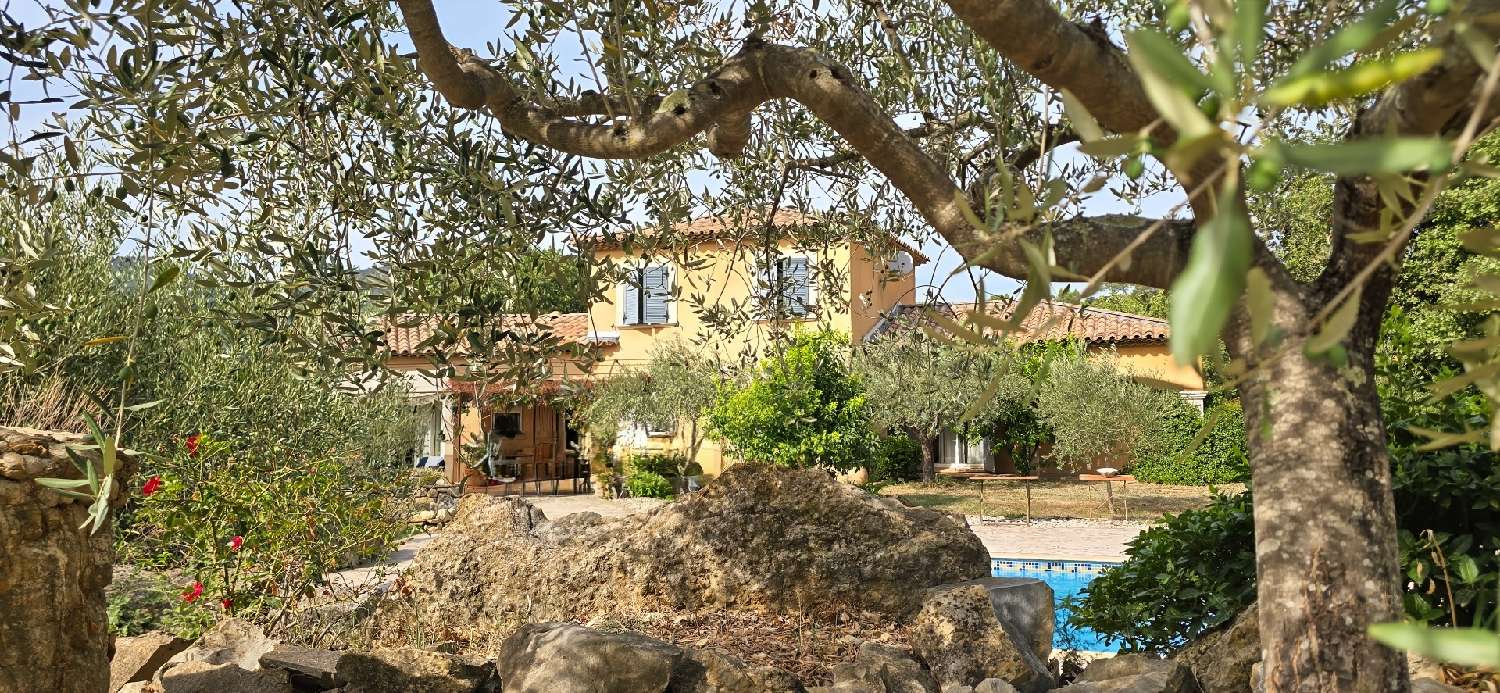 en venta villa Solliès-Toucas Var 2