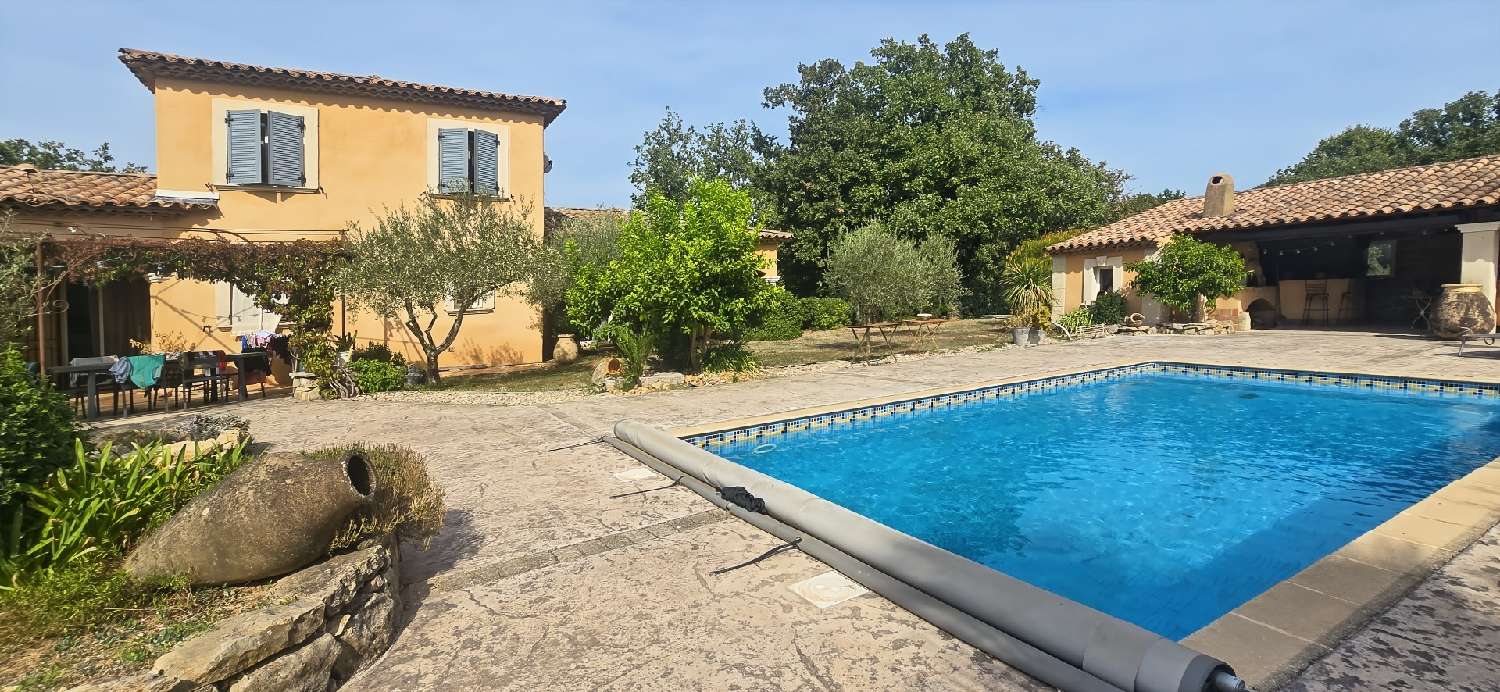 en venta villa Solliès-Toucas Var 3