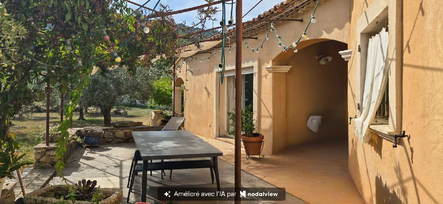 en venta villa Solliès-Toucas Var 4