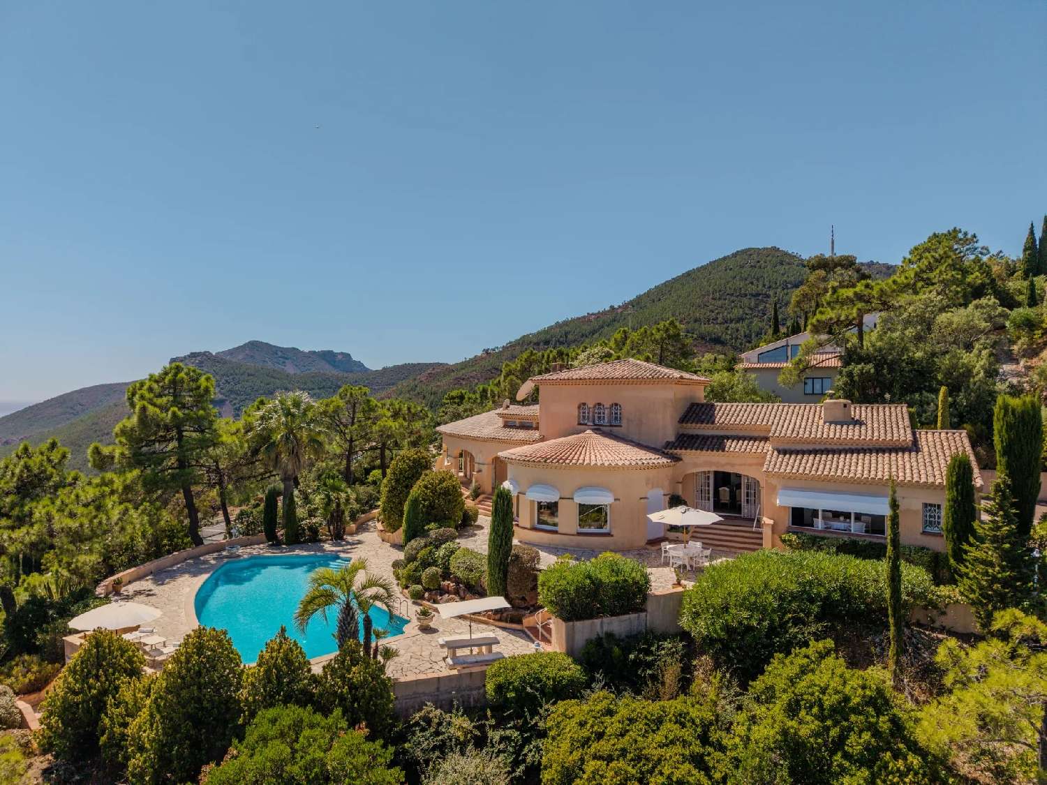 en venta villa Théoule-sur-Mer Alpes-Maritimes 1