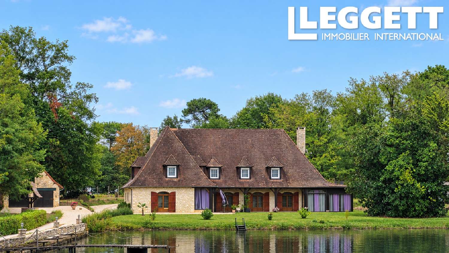 te koop villa Thiviers Dordogne 2