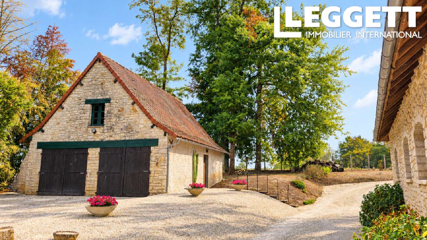 te koop villa Thiviers Dordogne 3