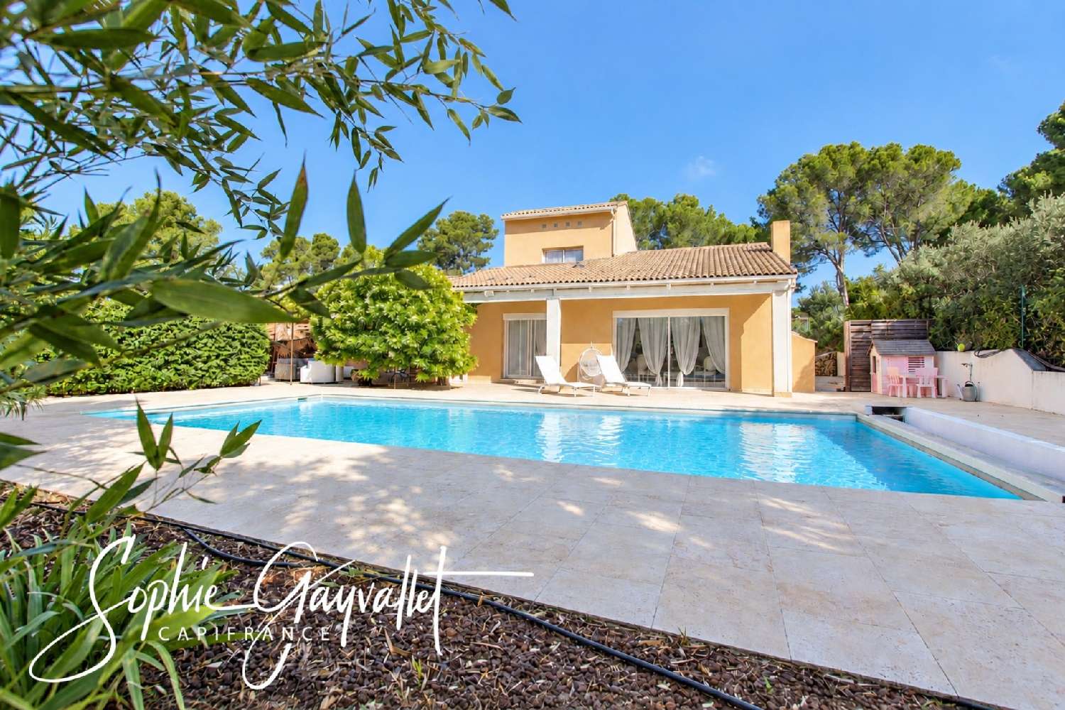 à vendre villa Velaux Bouches-du-Rhône 1