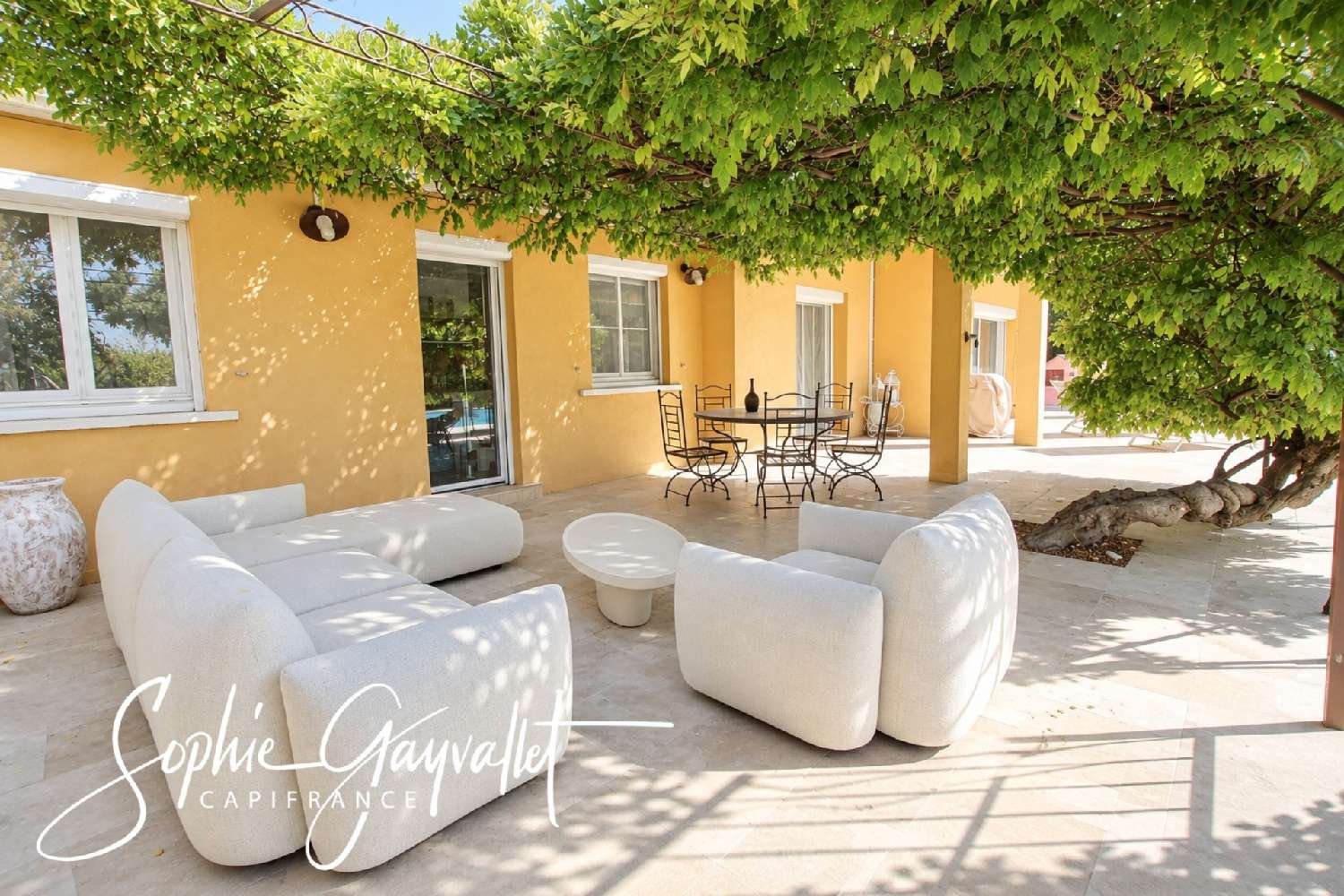à vendre villa Velaux Bouches-du-Rhône 2
