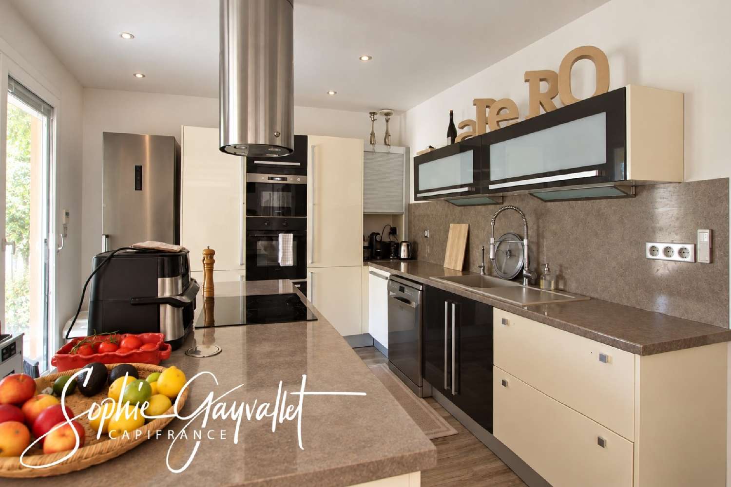 à vendre villa Velaux Bouches-du-Rhône 8