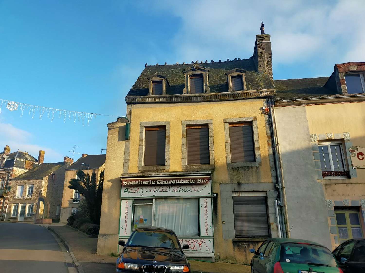 for sale villa Villaines-la-Juhel Mayenne 1
