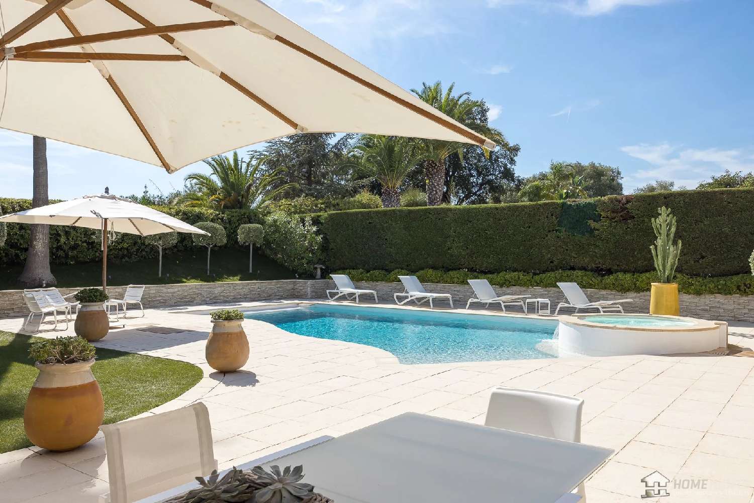  for sale villa Villeneuve-Loubet Alpes-Maritimes 3