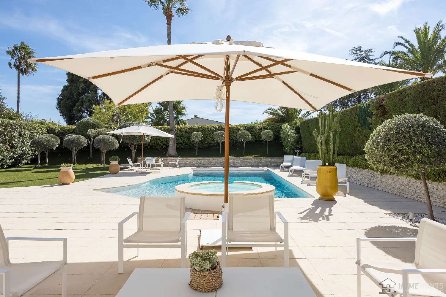  for sale villa Villeneuve-Loubet Alpes-Maritimes 4
