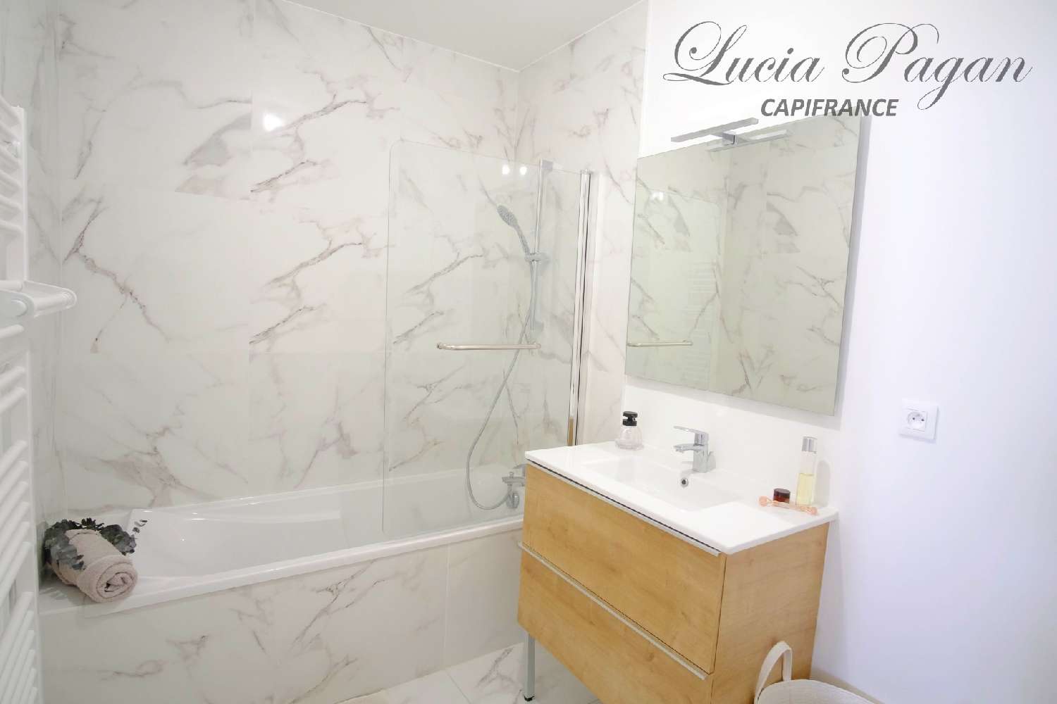 for sale village house Creissan Hérault 5