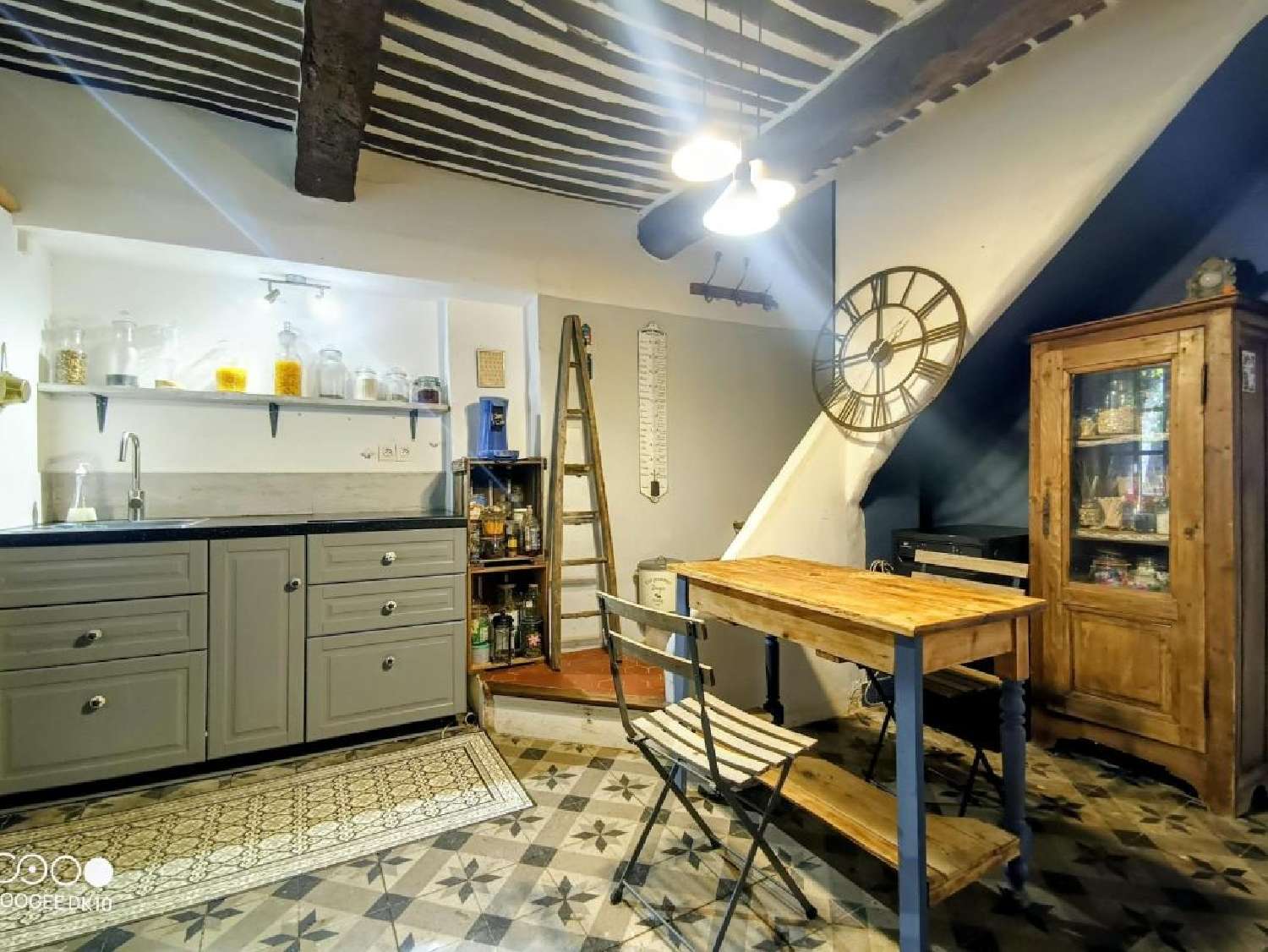 à vendre maison de village Grambois Vaucluse 3