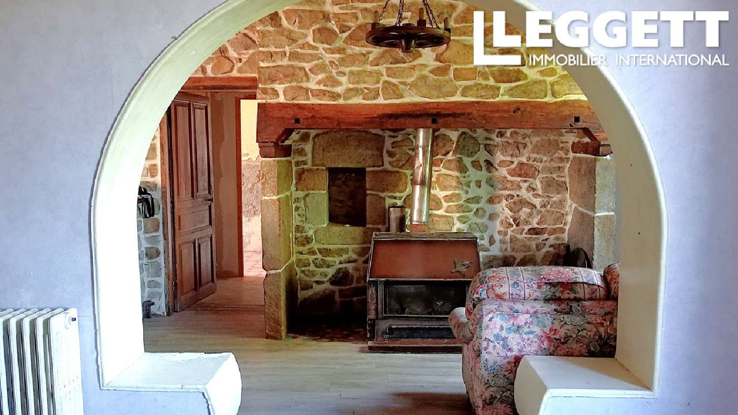 te koop dorpshuis Lapleau Corrèze 1