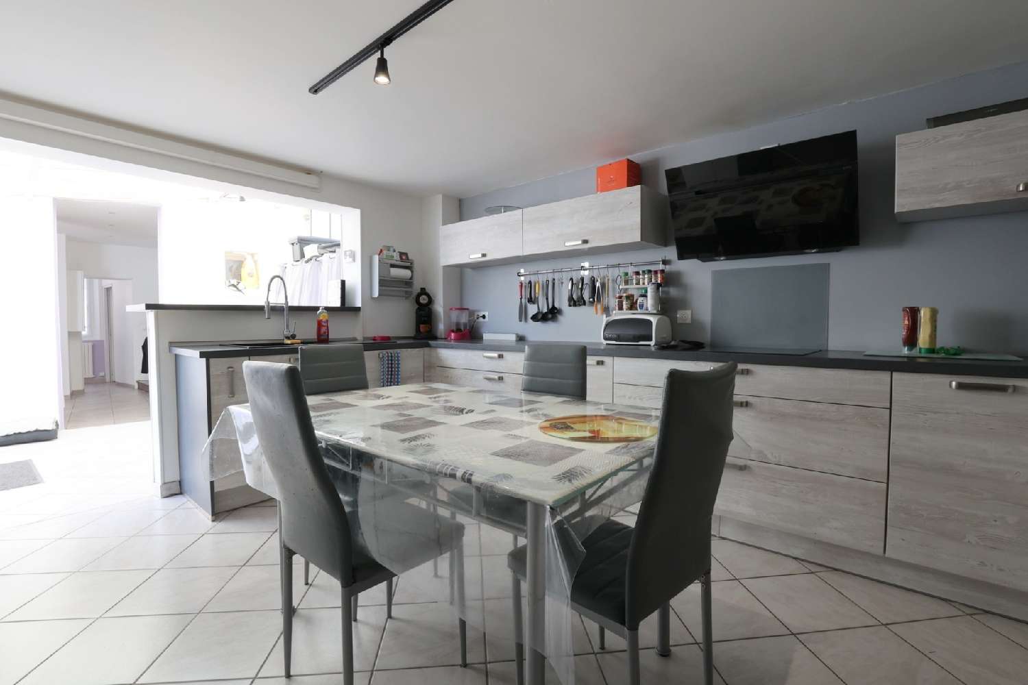 for sale village house Le Mesnil-sur-Oger Marne 3