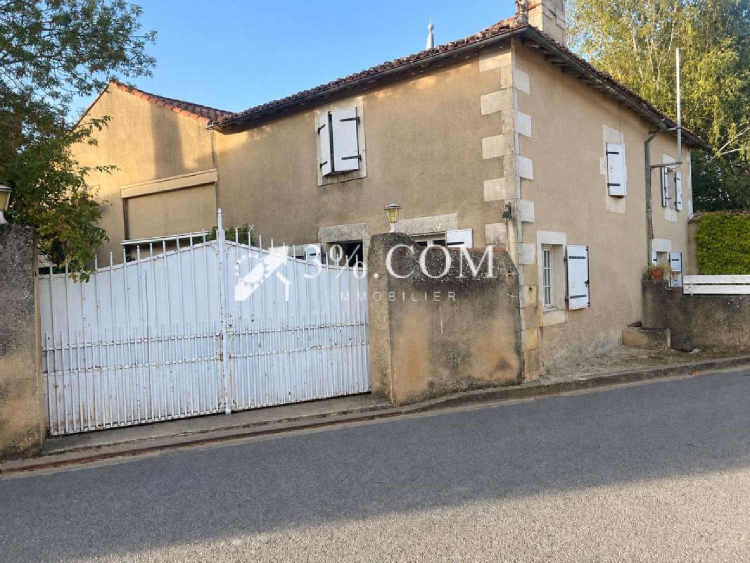 en venta casa de pueblo Maillé Vienne 3