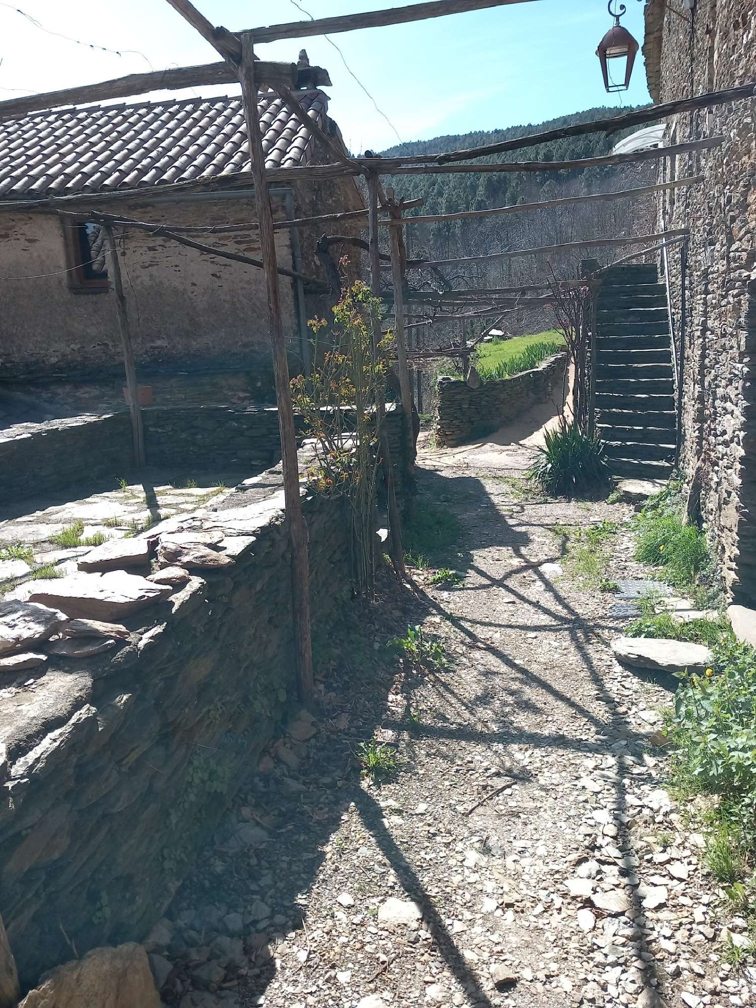  en venta casa de pueblo Saint-Martin-de-Boubaux Lozère 5