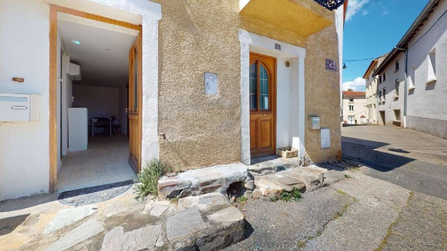 for sale village house Saint-Martin-la-Plaine Loire 3