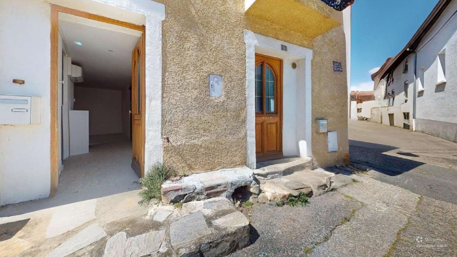 for sale village house Saint-Martin-la-Plaine Loire 5
