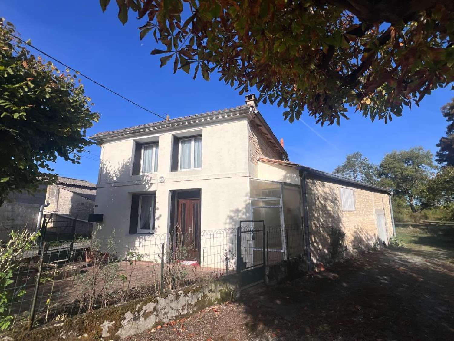 à vendre maison de village Saint-Sulpice-de-Cognac Charente 2