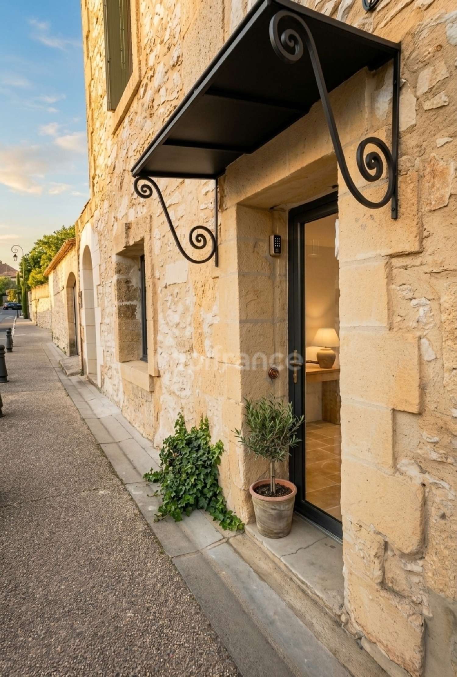  te koop dorpshuis Uzès Gard 1