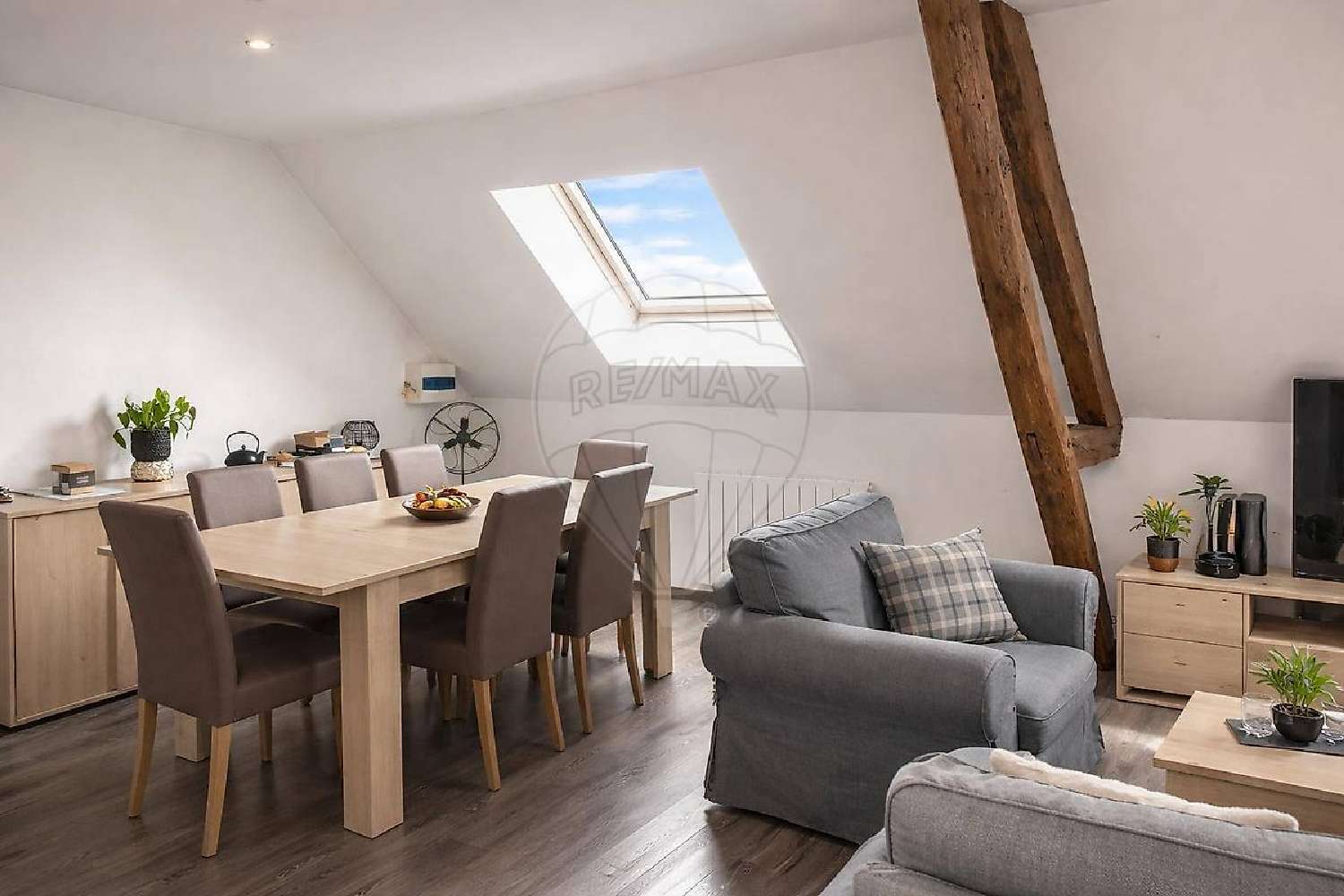  for sale apartment Estrées-Saint-Denis Oise 1