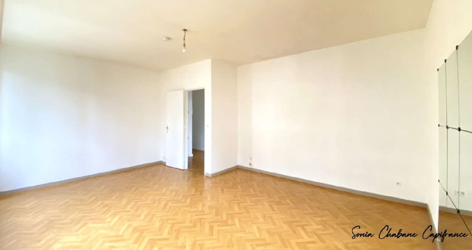  for sale apartment Lyon 7e Arrondissement Rhône 3